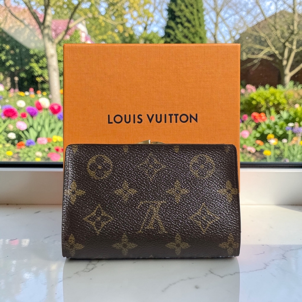 Authentic Louis Vuitton Monogram Snap Wallet & Kisslock Closure-COA W/ Purchase - Picture 2 of 16